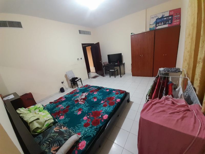 Big Furnished Room Available For Couples Or Single Ladies Or Executive Family In Shabiya 10, Mussafah Community AED 2300 Per month